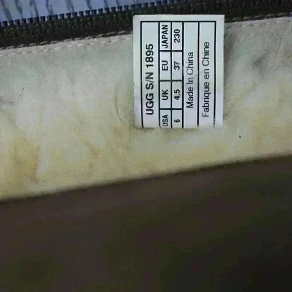 UGG Australia SN 1895 Women’s Brown Suede Boots - Picture 9 of 10